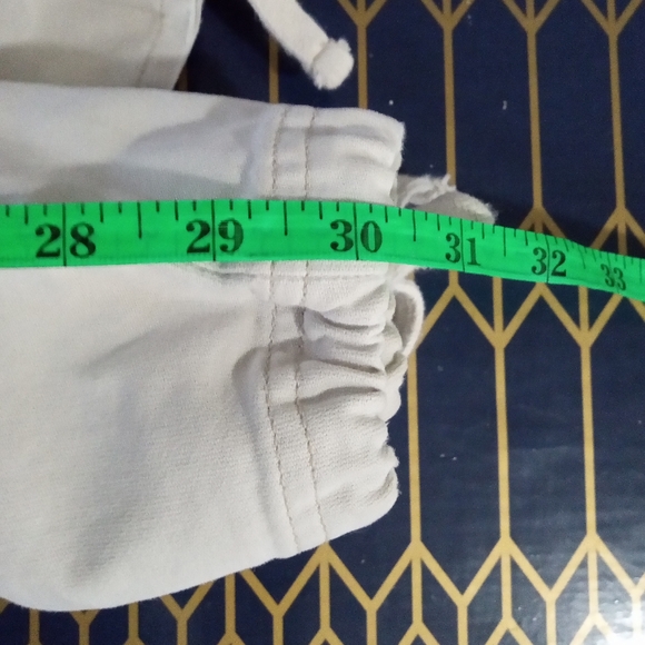 American Eagle Pants, Women's Size 12, Khaki Cargo Jogger Style, Casual Gorpcore - Picture 13 of 15